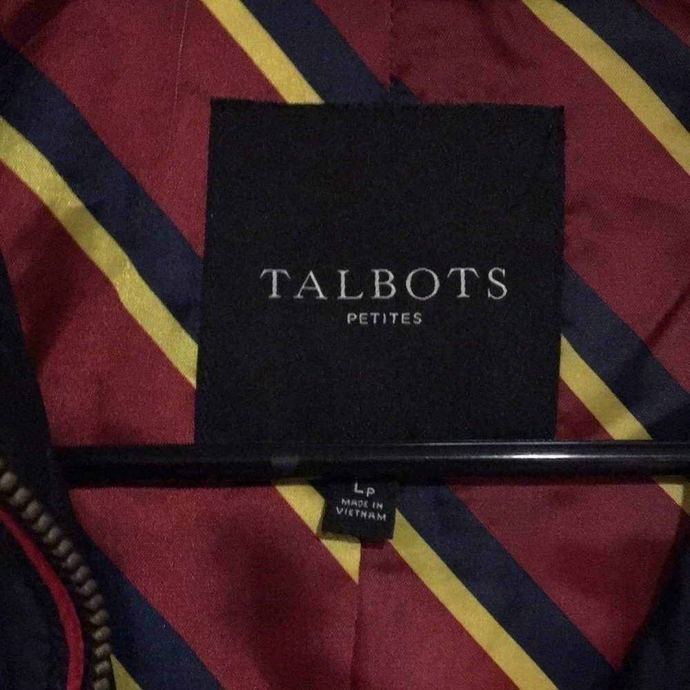 Talbots Petite Quilted black jacket w/ red piping full zip satin lined Sz Large - Picture 2 of 8
